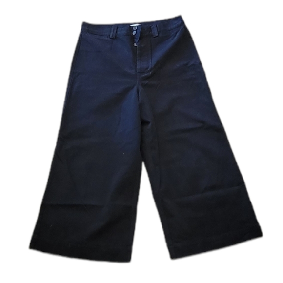 Forever 21 Los Angeles Flare Capri - Picture 2 of 5